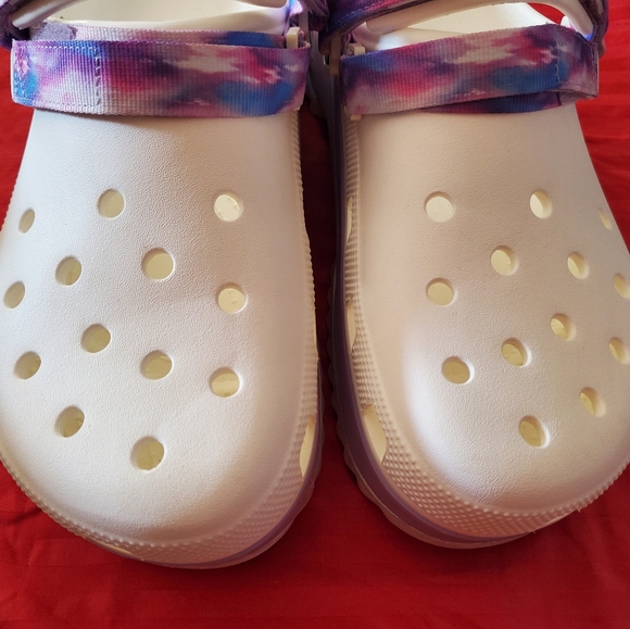 Crocs - Picture 4 of 8